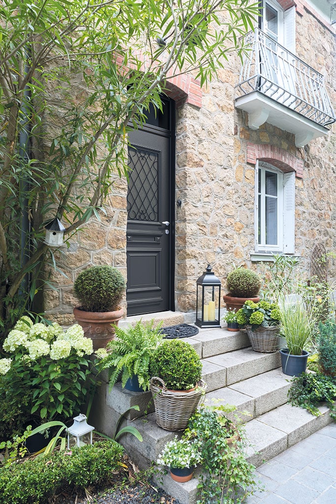 Porte d'entrée style rustique Passage Néo